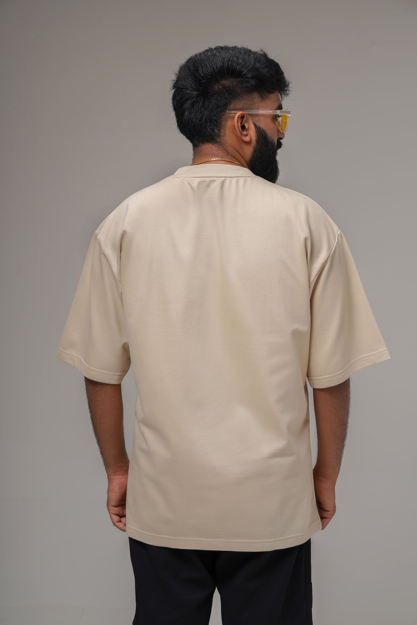 BEIGE- Premium Oversized T-shirt